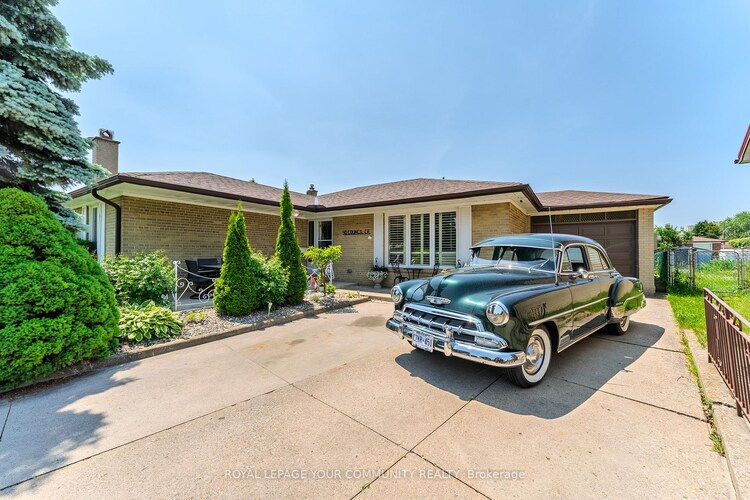 50 Council Crescent, Toronto, ON, York University Heights