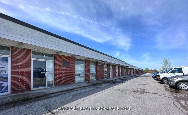 90 Signet Drive, Toronto, ON, Humber Summit