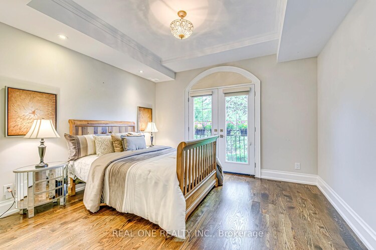 332 Sawyer Road, Oakville, ON, 1020 - WO West