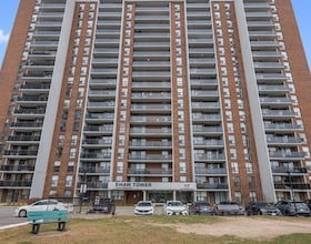 17 Knightsbridge Road, Peel, ON , MLS #W13249160 , Image - 1