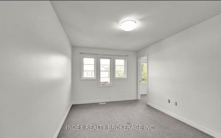 7945 Oldfield Road, Niagara Falls, ON, 220 - Oldfield