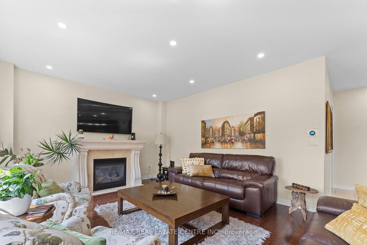 2454 Springforest Drive, Oakville, ON, 1000 - BC Bronte Creek