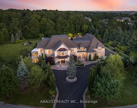 86 Eden Vale Drive, York, ON , MLS #N12988330 , Image - 1