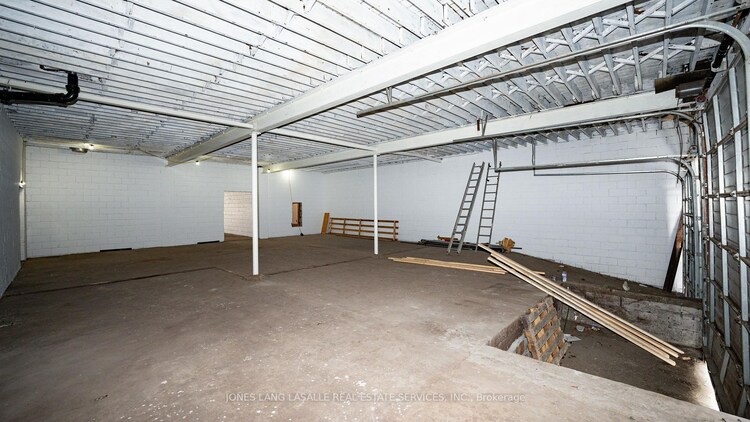 51 Comstock Road, Toronto, ON, Clairlea-Birchmount