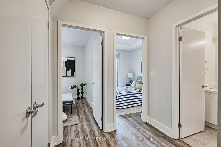 62 Dixfield Drive, Toronto, ON, Eringate-Centennial-West Deane