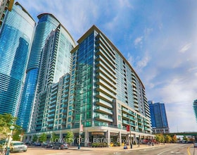 19 Grand Trunk Crescent, Toronto, ON , MLS #C13669440 , Image - 1