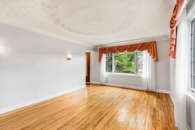 352 Lacasse Avenue, Ottawa, ON , MLS #X12343521 , Image - 1