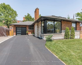 15 Hardale Crescent, Hamilton, ON , MLS #X12381472 , Image - 1
