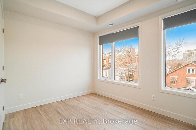 158 Laval Street N, Vanier and Kingsview Park, ON, 3402 - Vanier