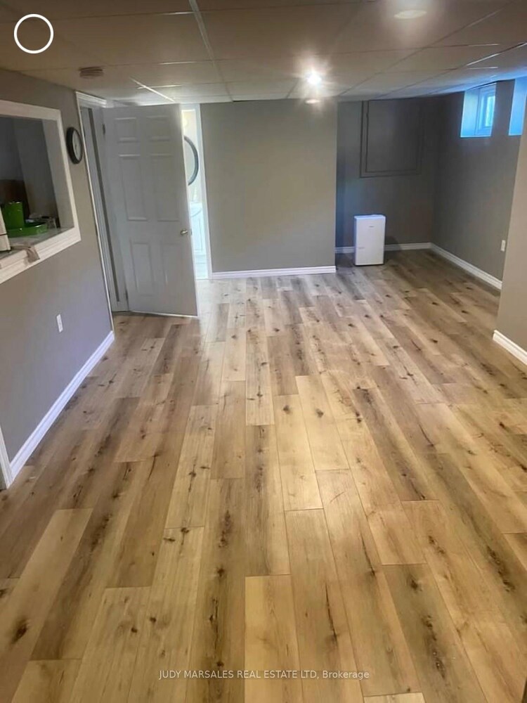 99 Brucedale Avenue E, Hamilton, ON, Centremount