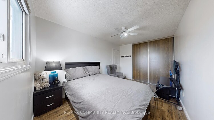 27 Granada Crescent, Toronto, ON, Rouge E11