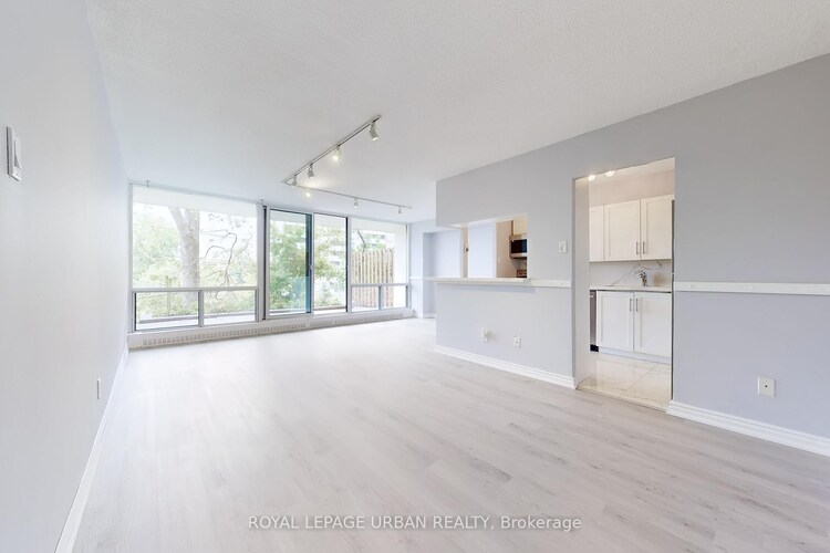 20 Sunrise Avenue, Toronto, ON, Victoria Village