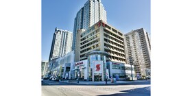 5075 Yonge Street, Toronto, ON