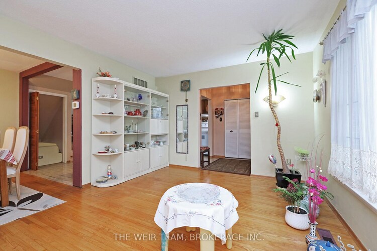 1577 Otterby Road, Mississauga, ON, Applewood