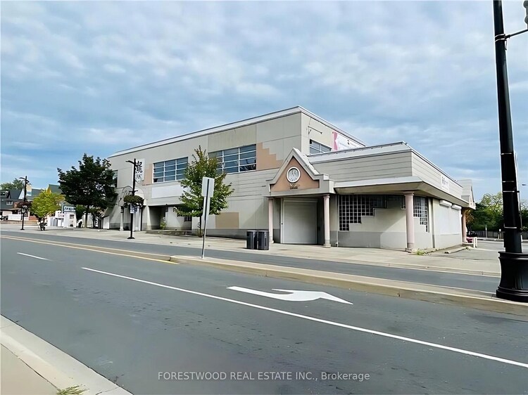 5500 Victoria Avenue, Niagara Falls, ON, 214 - Clifton Hill