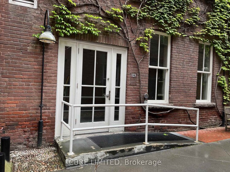 250 The Esplanade N/A, Toronto, ON, Waterfront Communities C8