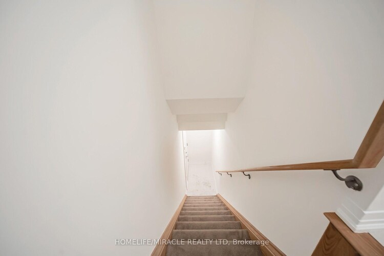 165 Tapscott Road N, Toronto, ON, Malvern