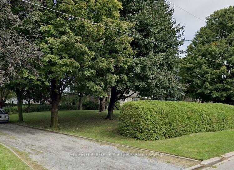 900 Parklane Avenue, Oshawa, ON, Eastdale