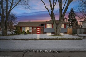 33 FAIRLAWN Road, Waterloo, ON