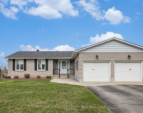74 Colonel By Crescent, Lanark, ON , MLS #X12897754 , Image - 1