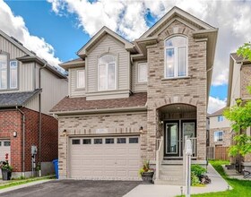 286 Macalister Boulevard, Wellington, ON