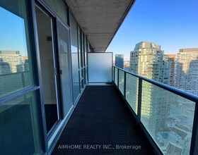 33 Bay Street, Toronto, ON , MLS #C13807760 , Image - 1