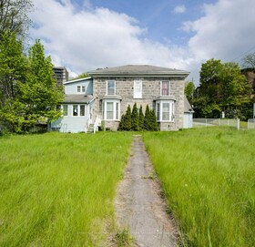 245 Ainslie Street S, Waterloo, ON , MLS #X12451645 , Image - 1