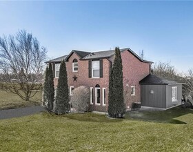 18 Peter Street, Dufferin, ON , MLS #40730048 , Image - 1