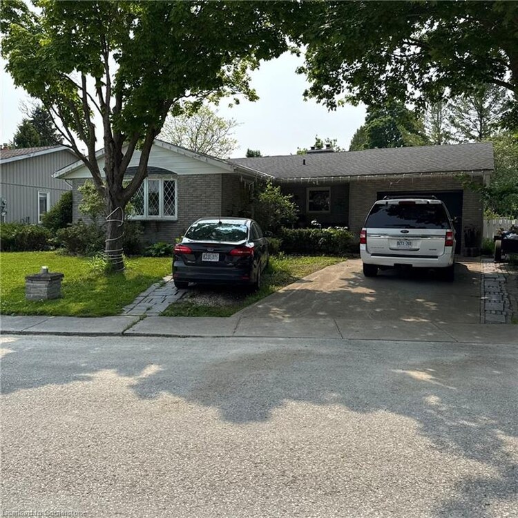 5 Centennial Drive, Brockton, ON, 