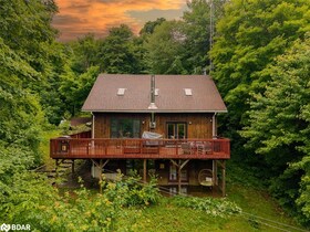 806 Clearwater Lake Road, Muskoka, ON , MLS #40742365 , Image - 1