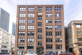 30 Duncan Street, Toronto, ON