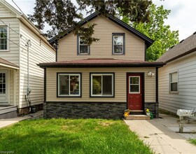 15 Adelaide Street, Niagara, ON , MLS #40709164 , Image - 1