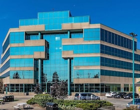 2800 Skymark Avenue, Peel, ON