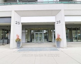 25 Lower Simcoe Street, Toronto, ON , MLS #C13054496 , Image - 1