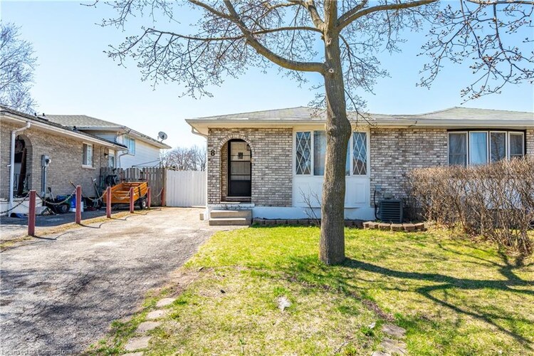 8 Canterbury Drive, St. Catharines, ON, 