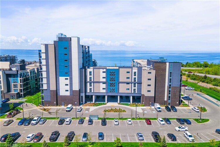 16 Concord Place, Grimsby, ON, 