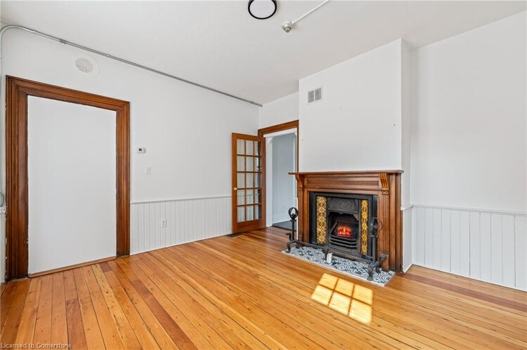 13 Mountain Street, Grimsby, ON, 