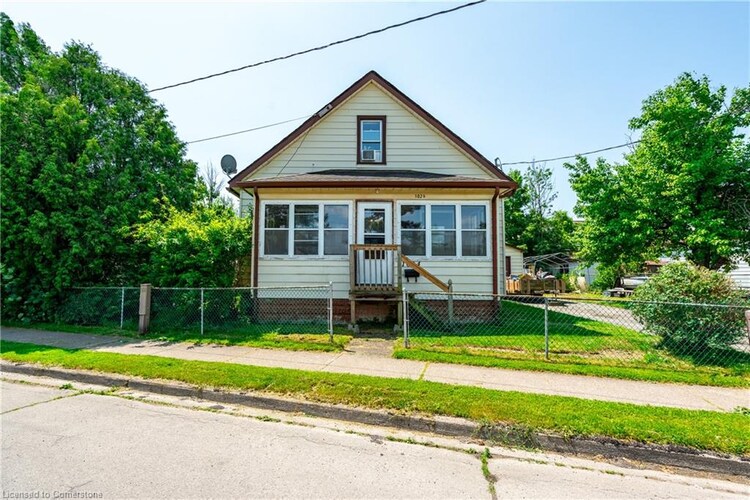 1024 Railroad Avenue, Welland, ON, 