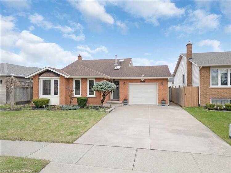 7994 Oakridge Drive, Niagara Falls, ON, 