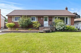 12 Oriole Drive, Niagara, ON , MLS #40744539 , Image - 1