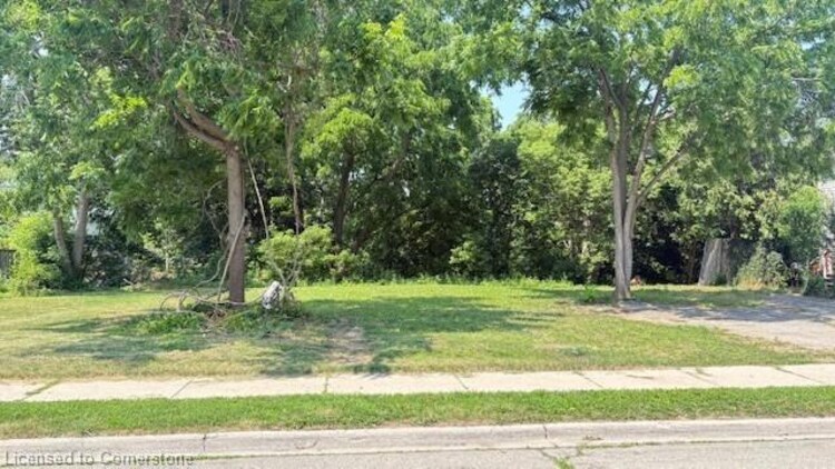 15 Robinson Street N, Grimsby, ON, 