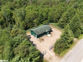 10 Commerce Court, Parry Sound, ON , MLS #40715905 , Image - 1