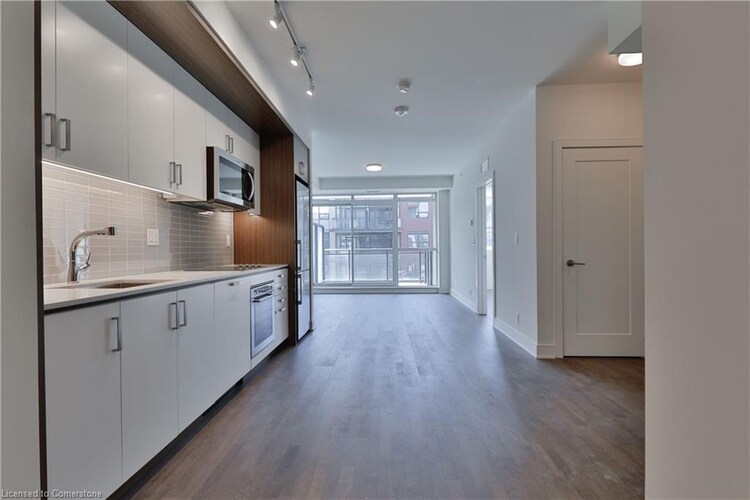 1575 Lakeshore Road W, Mississauga, ON, Clarkson