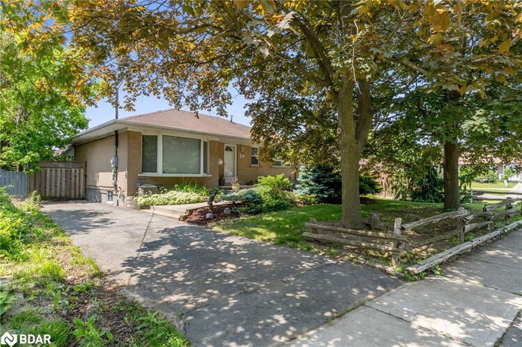 30 Lesbury Avenue, Brampton, ON, Brampton East