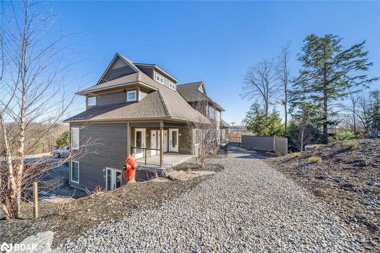 2 Tree Tops Lane, Huntsville, ON, 