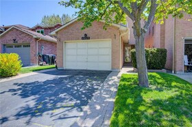 4425 Sawmill Valley Drive, Peel, ON , MLS #40746265 , Image - 1