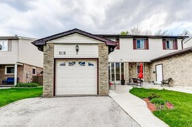 2779 Andorra Circle, Peel, ON , MLS #40741963 , Image - 1