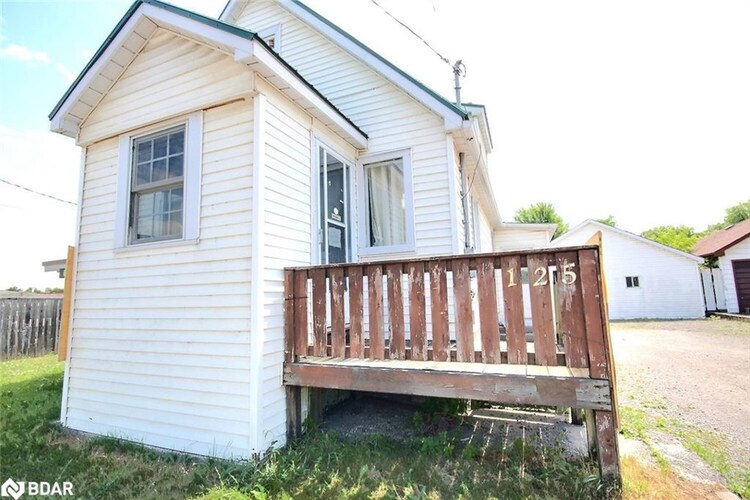 125 College Street W, Belleville, ON, 