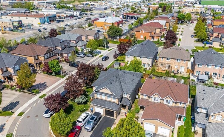 614 Summer Park Crescent, Mississauga, ON, Fairview