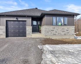181 Seabert Drive, Renfrew, ON , MLS #X13660268 , Image - 1